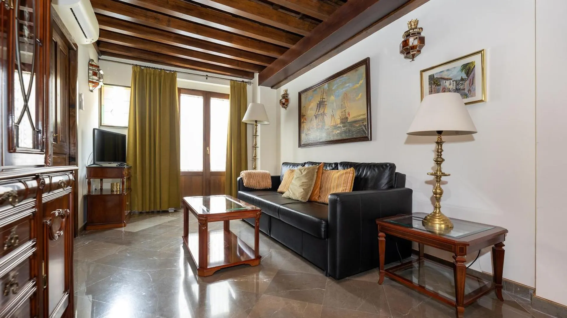 Apartamentos En Pleno Centro, Aljibe Rodrigo Del Campo 2C Granada Spain
