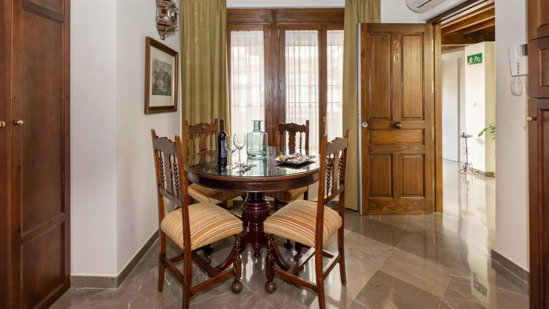 Apartment Apartamentos En Pleno Centro, Aljibe Rodrigo Del Campo 2C Granada Spain